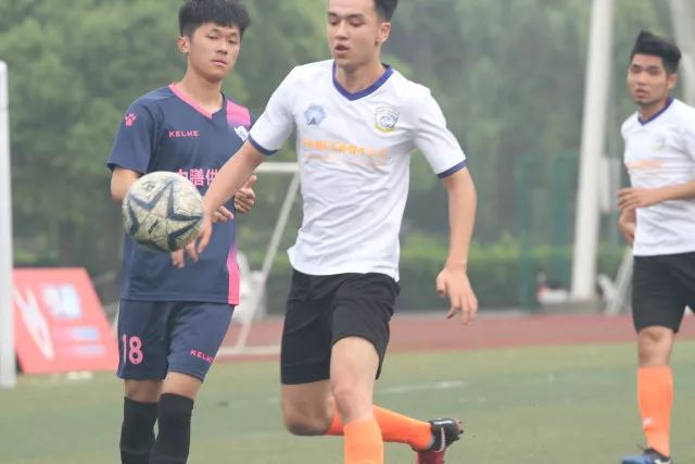 梅州客家：联赛四连败 双线五连败 形势严峻 不敢懈怠！